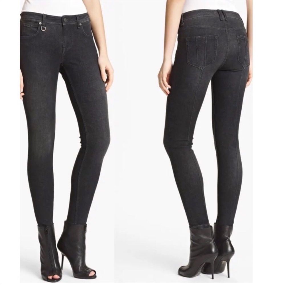 Authentic Burberry Westbourne Jeans, 30